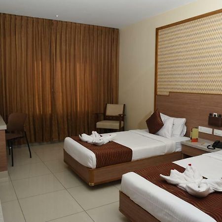 Rathna Residency Hotel Erode Exterior photo